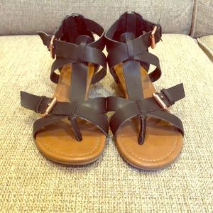 Express strappy sandals size 6